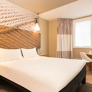 https://ibis-gare-du-nord-chateau-landon.fr-paris.fr