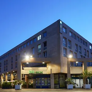 Ibis Styles Centre Port 3*, Toulon França